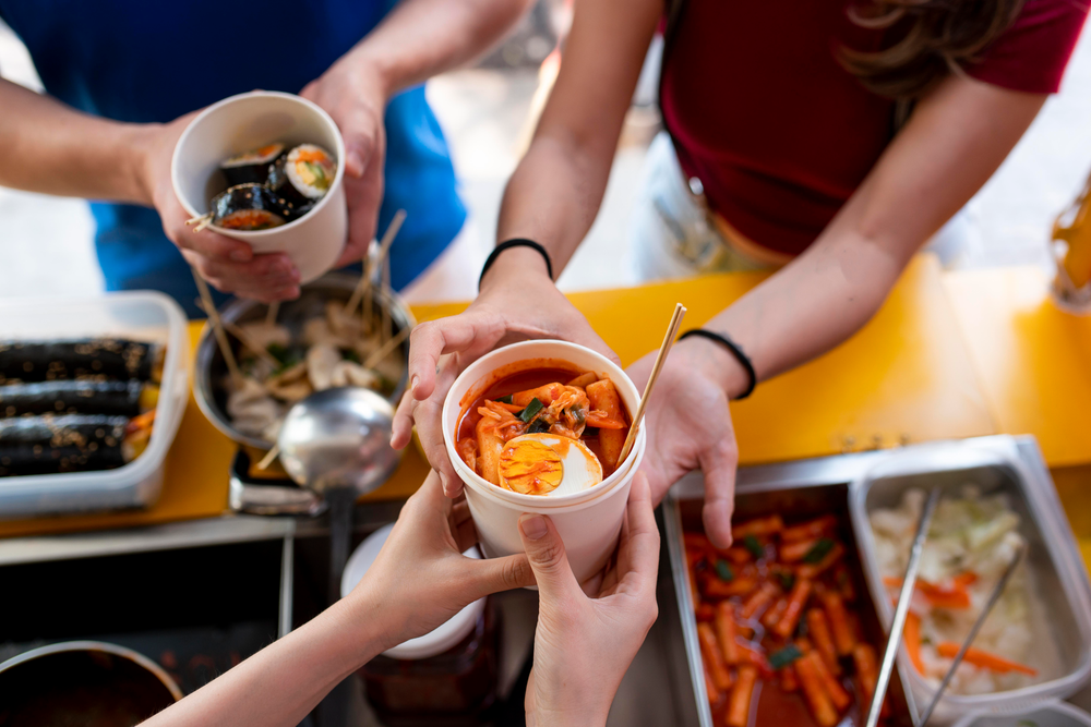 The National Authority for Trade and Consumer Protection (NATCP) inspected restaurants serving reform meals in cooperation with government agencies